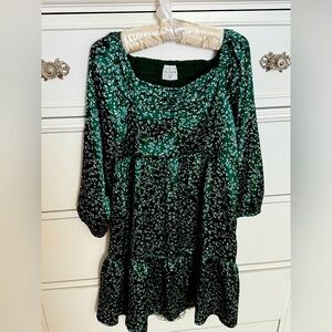 Girls semi formal dress
Brand: Abercrombie kids
Size: 9/10